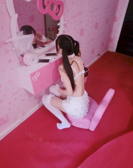 欧美在线Vs免费一级片_720韩国电影在线观看